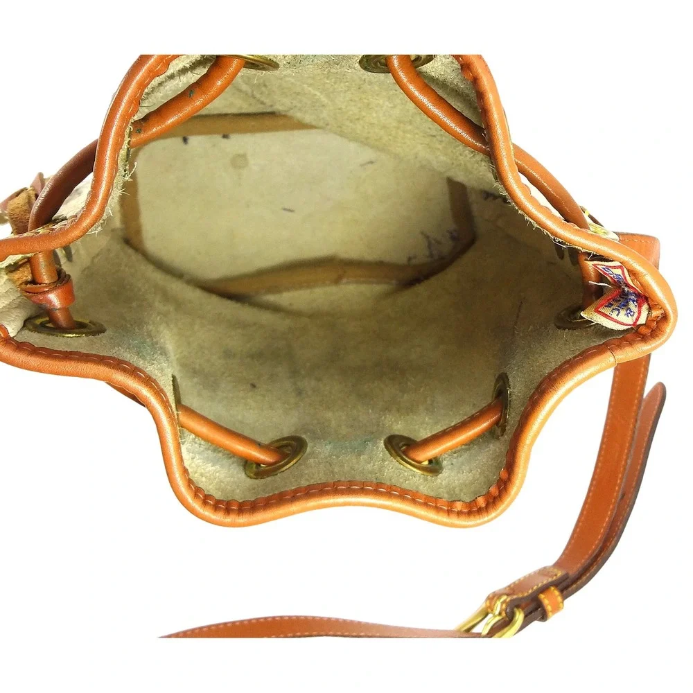 Vintage Dooney Bourke All Weather‎ Sm Drawstring Bucket Bag Leather Crossbody - Picture 8 of 10